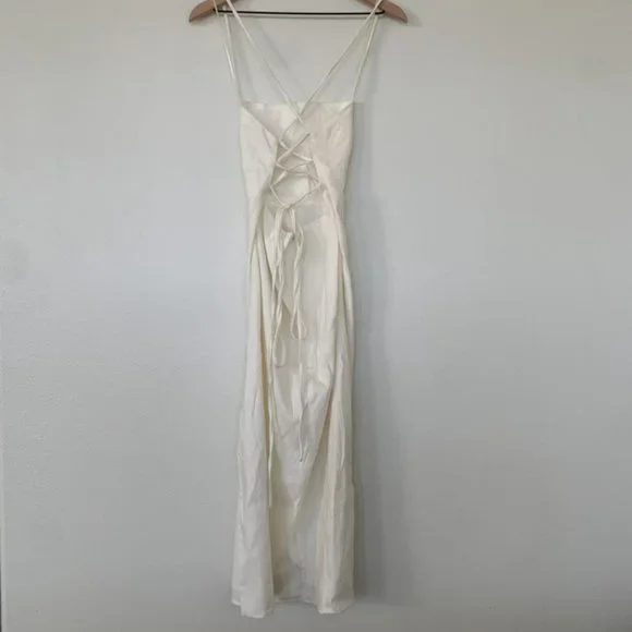 NWT ASTR Women's Brayden Strappy Back Midi Dress - Picture 6 of 10